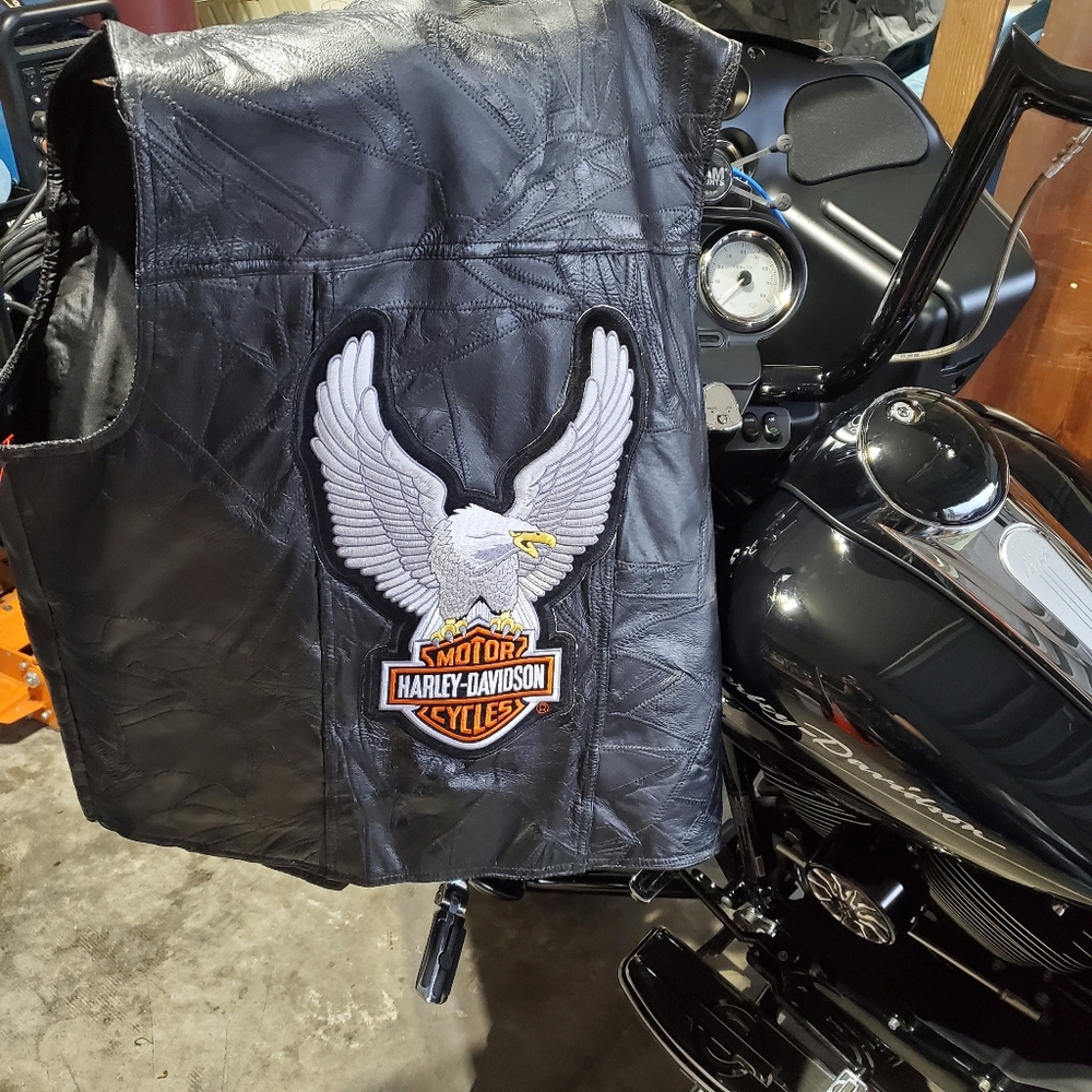 *rack?) HARLEY-DAVIDSON Screamin' Eagle Leather Vest XXXL
